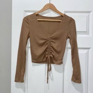 Brown ruched long sleeved lightweight sweater crop top